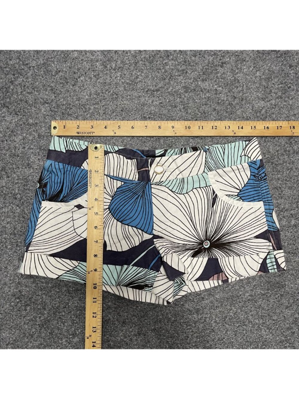 Ezekiel Floral Print Cotton Shorts Size 7 Blue White Mint Womens - Picture 5 of 5